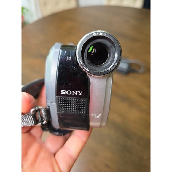 Sony DCR-HC36 MiniDv Camcorder TESTED working (NO REMOTE) - Picture 6 of 16